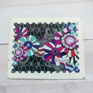 ๐โจ BUNDLE FOR $2โจ๐
Nail Decals